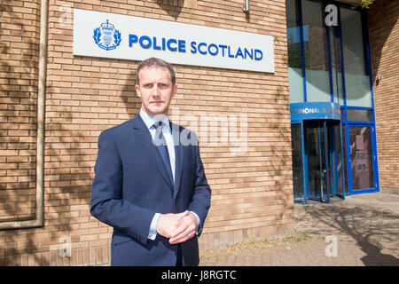 Foto: Michael Matheson Entra in vigore un nuovo codice per la pratica della polizia scozzese sui poteri di stop e di ricerca Foto Stock