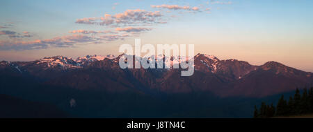 Lungo le riprese panoramiche delle Montagne Olimpiche in stato di Washington Foto Stock