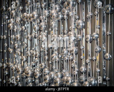 In prossimità di una pallina l'installazione Foto Stock