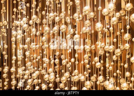 In prossimità di una pallina l'installazione Foto Stock