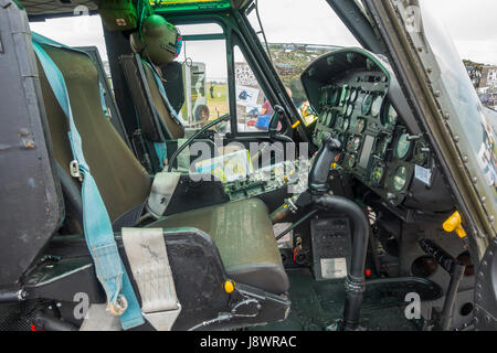 Bell UH-1 Iroquois elicottero "Huey" il più comune elicottero usato nella guerra del Vietnam esposti al Airshow Skylive a Durham Tees Vally Airport 2017 Foto Stock