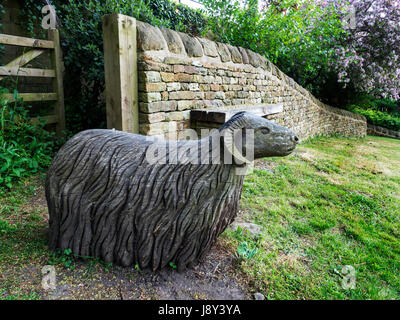 Giardino ispirato dallo Yorkshire Dales commemorando il 2014 Tour de France a Knaresborough North Yorkshire, Inghilterra Foto Stock