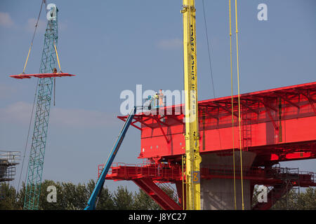 Costruzione del cavalcavia di Merseyside ponte Gateway Foto Stock