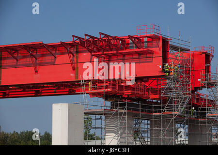 Costruzione del cavalcavia di Merseyside ponte Gateway Foto Stock