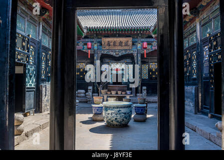 Cortile interno della Camera di Commercio di museo, Pingyao, nella provincia di Shanxi, Cina Foto Stock