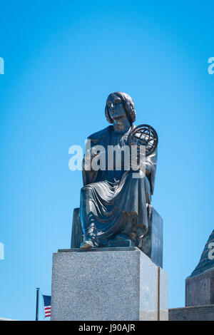 Chicago Illinois vicino al lato sud est della solidarietà unità da Adler Planetarium statua replica scultura da Bronislaw Koniuszy 1973 di Nicolas Copernico Foto Stock