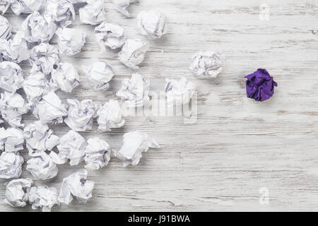 In cerca di ispirazione e di creatività Foto Stock