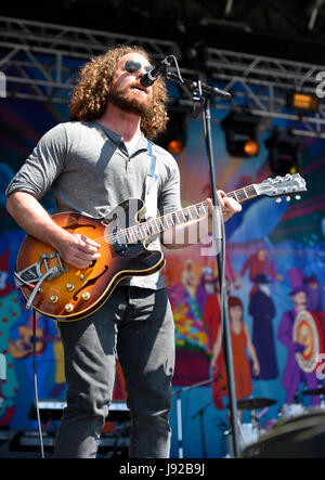 Napa Valley, California, 28 maggio 2017 - Il Strumbellas presso il Festival BottleRock - Photo credit: Ken Howard/Alamy Foto Stock