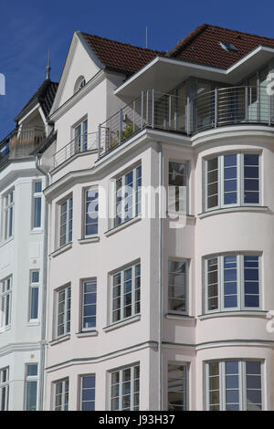 Multi-family house in stile art nouveau a Kiel, Germania Foto Stock