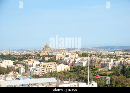 Vista su Victoria, Rabat, la città più grande dell'isola di Gozo, Malta Foto Stock