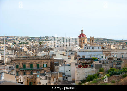 Vista su Victoria, Rabat, la città più grande dell'isola di Gozo, Malta Foto Stock