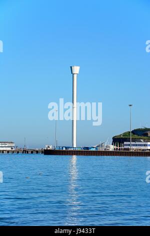 Vista del Giurassico torre skyline sul molo di Weymouth Dorset, Inghilterra, Regno Unito, Europa occidentale. Foto Stock