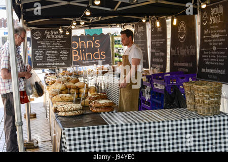 Il mercato del venerdì, High Street, Chelmsford Essex, Inghilterra, Regno Unito Foto Stock