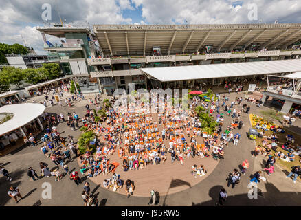 Parigi, Francia. 5 Giugno, 2017. Campo da tennis, aperto francese, Roland Garros, ambiance Credito: Henk Koster/Alamy Live News Foto Stock
