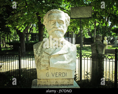 Busto scultura di Giuseppe Verdi (1813-1901), compositore italiano Foto Stock