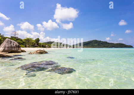 Idilliaco Bai Sao Beach, il che significa che la sabbia bianca, nel popolare Phu Quoc isola nel Golfo della Tailandia nel Vietnam del sud Foto Stock