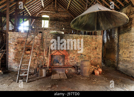 Francia, Cher, La Borne, Jean Talbot ex Officine e forno Foto Stock