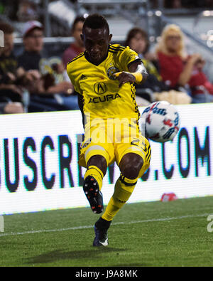 Columbus, U.S.A. 31 Maggio, 2017. 31 maggio 2017: Columbus Crew SC defender Afful Harrison (25) la sfera contro Seattle nel loro gioco a Mapfre Stadium. Columbus, Ohio, Stati Uniti d'America. Credito: Brent Clark/Alamy Live News Foto Stock