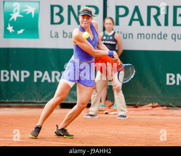 Parigi, Francia, 1 Giugno 2017: Tedesco Carina Witthoeft è in azione durante il suo secondo giro corrisponde a 2017 Tennis Open di Francia del Roland Garros di Parigi. Credito: Frank Molter/Alamy Live News Foto Stock