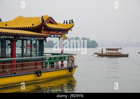 West Lake, Hangzhou, nella provincia di Zhejiang, Cina e Asia Foto Stock