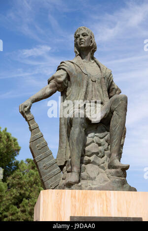 Statua di scopritore Cristoforo Colombo, La Rabida monastero, La Rabida, vicino a Huelva, Costa de la Luz, Andalusia, Spagna Foto Stock