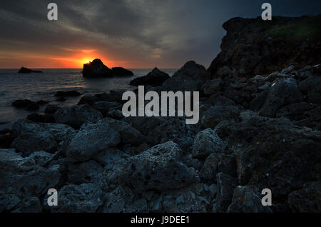 Bellissimo tramonto sul mare Foto Stock