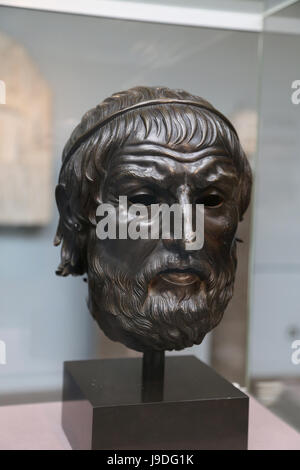 Sophocles (497-406 a.C.). Il Greco antico tragedian. Ritratto in bronzo. 300-100 A.C. Da Izmir, in Turchia. British Museum. Londra. Regno Unito. Foto Stock