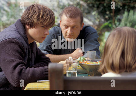 HERZ IM KOPF / D 2002 / Michael Gutmann Jacob (TOM SCHILLING), Wolfgang Gebhard (LEONARD LANSINK) Regie: Michael Gutmann Foto Stock