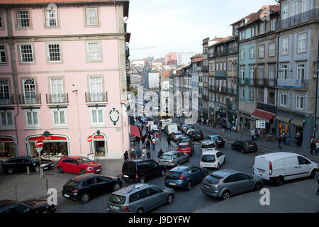 Rua dos Clerigos a Porto in Portogallo Foto Stock