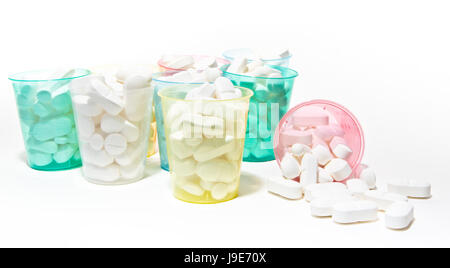 Cup, medicalmente, medico, pillole, droga, plastica, materiale sintetico, mezzi, Foto Stock