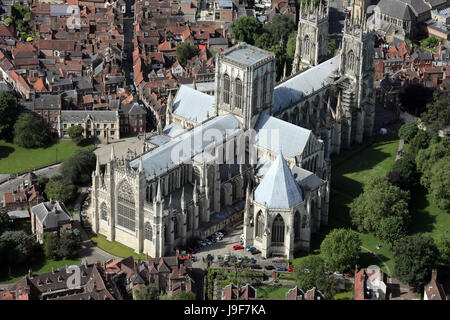 Vista aerea di York Minster, nello Yorkshire, Regno Unito Foto Stock