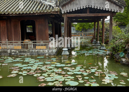 Truong Du Pavilion Dien Tho Palace, storica Hue Citadel (Città Imperiale), tonalità North Central Coast, Vietnam Foto Stock