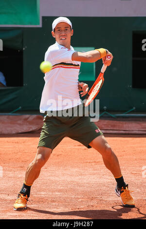 Parigi, Francia. Il 1 giugno, 2017. Kei Nishikori (JPN) Tennis : Kei Nishikori del Giappone durante gli Uomini Singoli Secondo turno match degli Open di Francia di tennis tournament contro Jeremy Chardy di Francia al Roland Garros di Parigi, Francia . Credito: AFLO/Alamy Live News Foto Stock