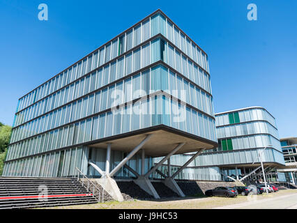 Amburgo, Germania. Il 1 giugno, 2017. Vista dell'edificio della Rickmers shipping company ad Amburgo (Germania), 1 giugno 2017. La sede ad Amburgo la società di spedizione archiviato il fallimento il 1 giugno 2017. Foto: Christophe Gateau/dpa/Alamy Live News Foto Stock