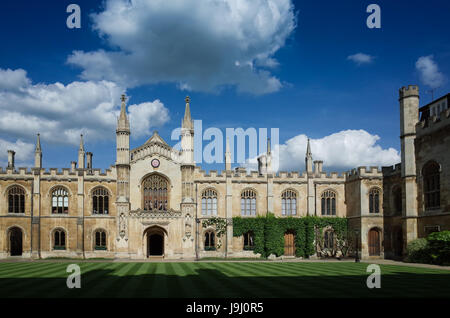 La nuova Corte del Corpus Christi College, parte dell'Università di Cambridge Regno Unito. Il collegio fu fondato nel 1352 dagli abitanti della città di Cambridge. Foto Stock