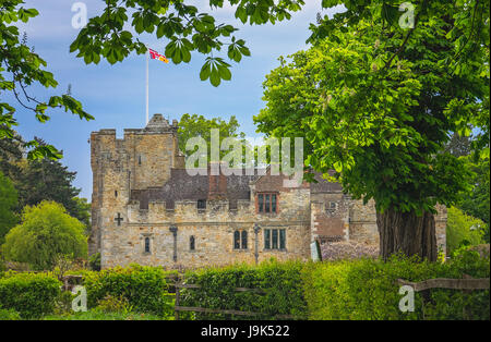 Il castello di Hever, Inghilterra - Aprile 2017 : il castello di Hever Castle si trova nel villaggio di Hever, Kent, costruita nel XIII secolo e fu dimora storica di Ann Boleyn, t Foto Stock