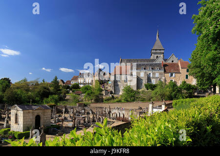 Francia, Indre, Saint Marcel, la chiesa e il borgo medievale Foto Stock