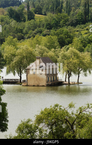 Francia, Correze, Lissac sur Couze Lissac, mulino del Lac du Causse Foto Stock