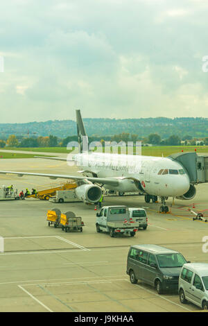 Stuttgart, Germania - 26 ottobre 2016. Un piano da Start Alliance all'aeroporto internazionale di Stoccarda, Manfred Rommel. È il settimo in aeroporto Foto Stock