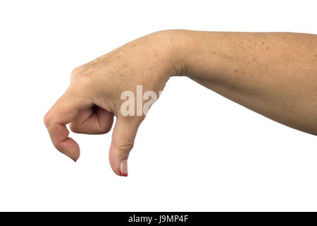 Donna di mano che tiene un gadget o che mostra le dimensioni di qualcosa di isolato su sfondo bianco. Aprire a mano femmina con percorso di clipping. Foto Stock