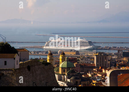 La nave di crociera Viking mare a Cagliari, Sardegna. Foto Stock