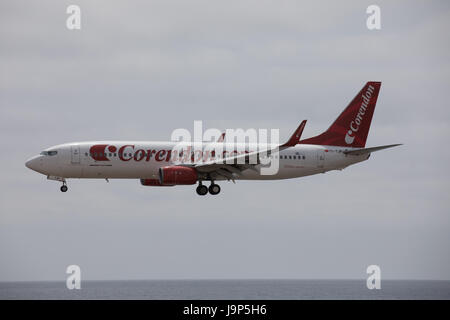 ARECIFE, Spagna - Aprile 15 2017: Boeing 737 - 800 di Corendon.com a Lanzarote Airport Foto Stock