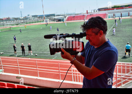 Gibralter. 03 Giugno, 2017. La Gibilterra la squadra nazionale ha giocato contro un sotto 21 team nazionali in preparazione delle prossime partite internazionali per entrambi i lati. La partita si è svolta presso il Victoria Stadium di Gibilterra prima della loro partenza per Faro, Portogallo la prossima settimana per giocare a Cipro. Il Sotto 21s play Austria Credito: Stephen Ignacio/Alamy Live News Foto Stock