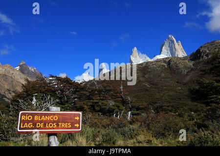 Il monte Fitz Roy, parco nazionale Los Glaciares, Argentina Foto Stock