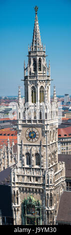 Monaco di Baviera, Germania - 7 Giugno 2016: Nuovo Municipio a piazza Marienplatz. Monaco di Baviera. Bavaria. Germania. Foto Stock