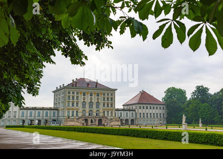 Monaco di Baviera, Germania - 8 giugno. 2016: Il Palazzo di Nymphenburg a Monaco di Baviera, Germania. Castello di Ninfa Foto Stock