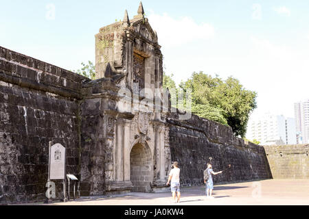 OCT 29, 2016 Gate di Fort Santiago di Intramuros distretto di Metro Manila, Filippine - Punto di riferimento Foto Stock