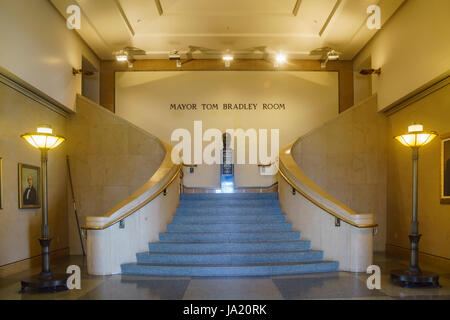 Los Angeles, Apr 11: Sindaco Tom Bradley sala del municipio il Apr 11, 2017 a Los Angeles in California Foto Stock