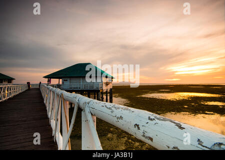Rilassante beach house a Calatagan, Batangas Foto Stock