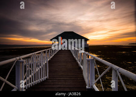 Rilassante beach house a Calatagan, Batangas Foto Stock